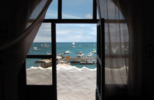 Galapagos Hotel-based Tour