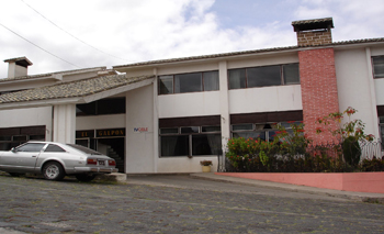 El Galpon Hotel