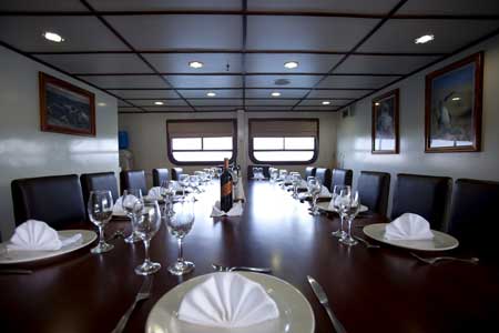 M/C Athala - Dining