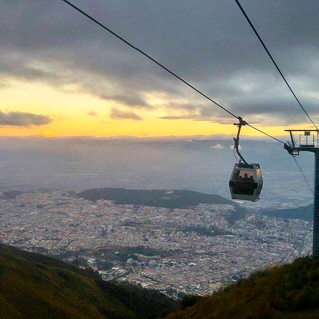 quito ecuador teleferico