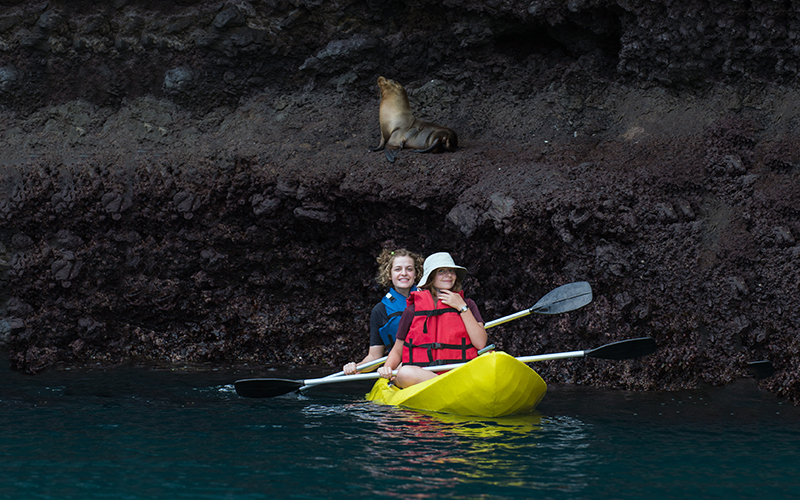 sports in galapagos kayak