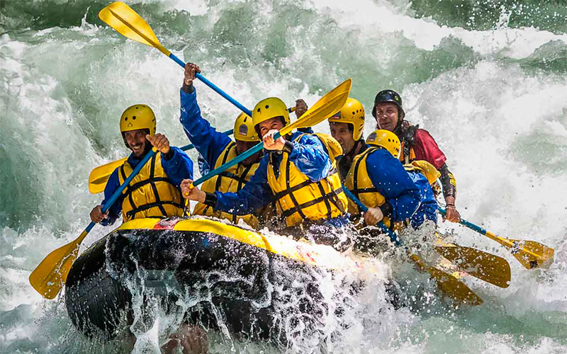 Kayak Ecuador adeventure travel tours extreme sports