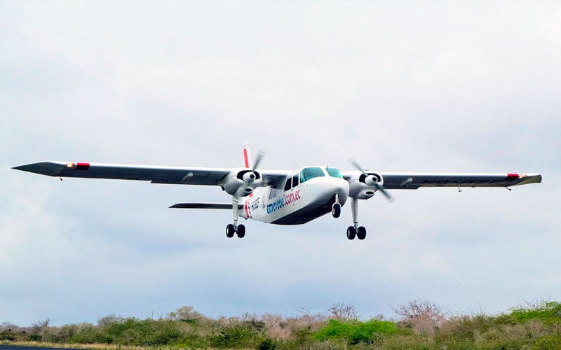 galapagos charter