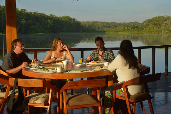 Al fresco dining