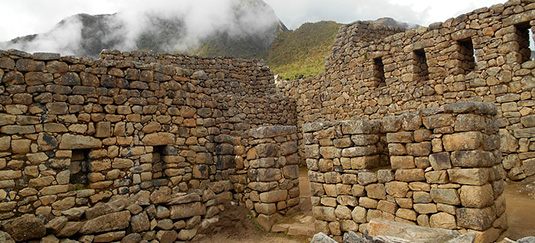 Lima Cusco Urubamba & Machu Picchu
